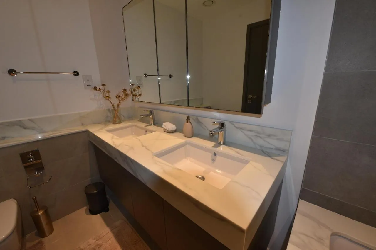 2 Bhk Familly Apartment - Creek Horizon Tower 2 Dubai
