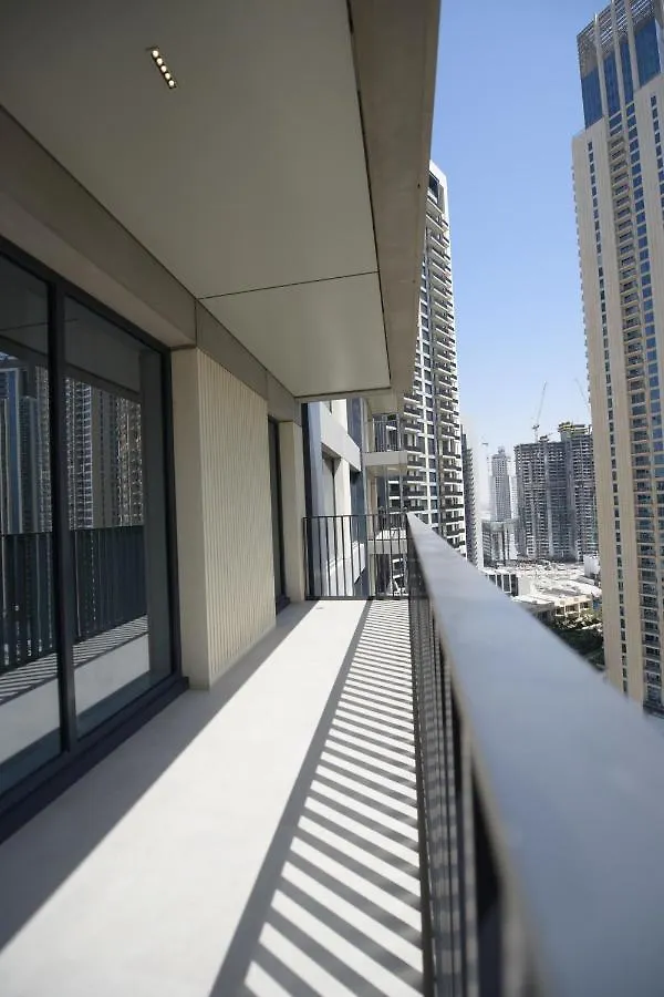 2 Bhk Familly Apartment - Creek Horizon Tower 2 Dubai
